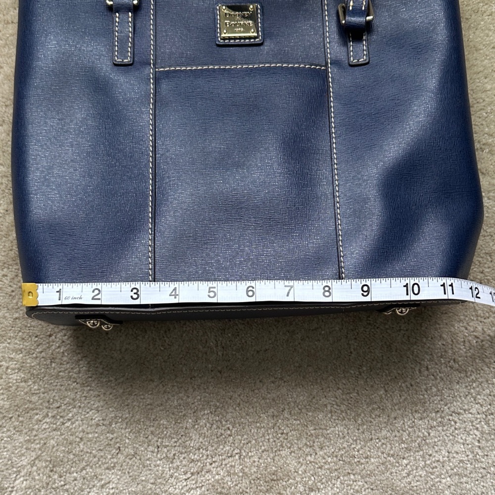 Dooney & Bourne Gorgeous Navy Blue Leather Tote Bag - Picture 8 of 10